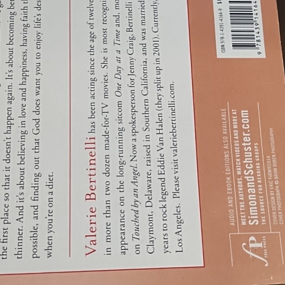 Finding It by Valerie Bertinelli Book - Picture 3 of 8
